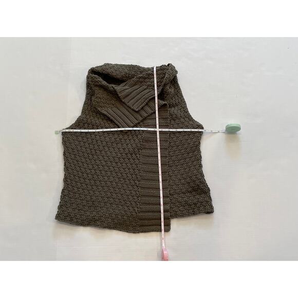 Chico's Olive Green Open Chunky Knit Sweater Vest, Cotton Blend, Size M - Picture 10 of 12